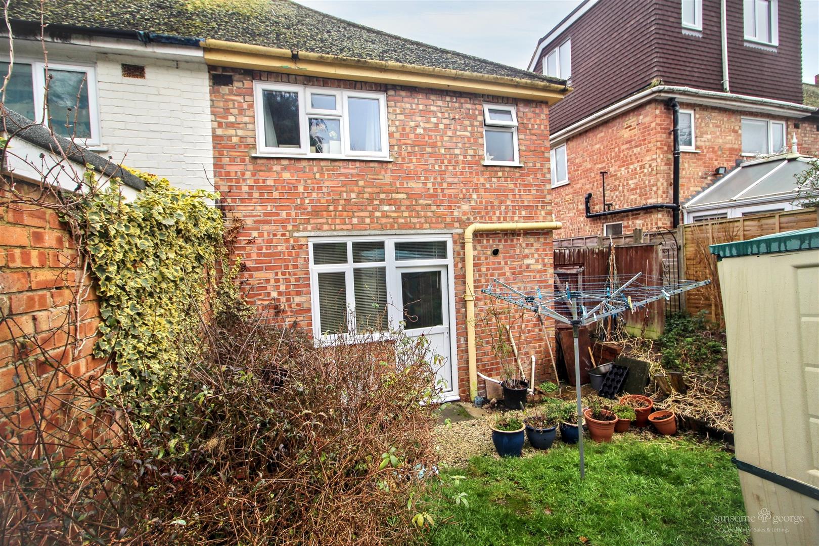 Thirlmere Avenue, Tilehurst, Reading